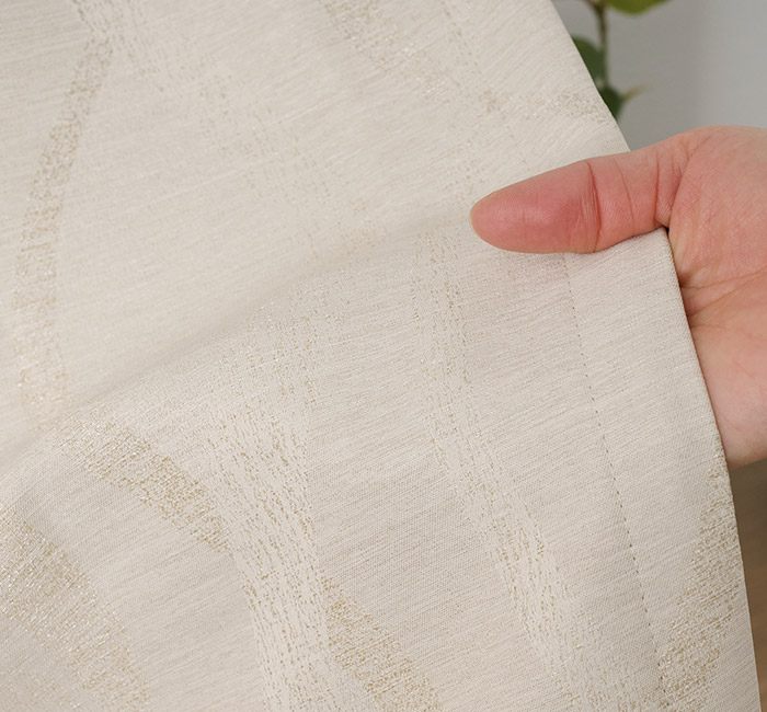 大人モダンなウェーブ柄が美しいジャガード織の1級遮光カーテン ソワン（D-1193）