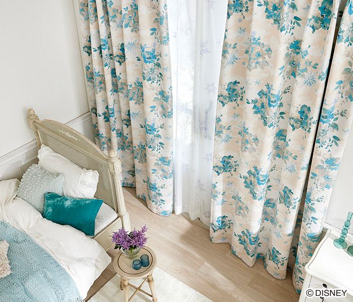 ディズニーカーテン　2級遮光カーテン　アイスブルーム〔プリンセス〕