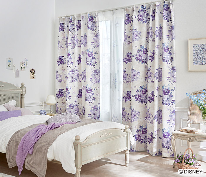 ディズニーカーテン　2級遮光カーテン　アイスブルーム〔プリンセス〕