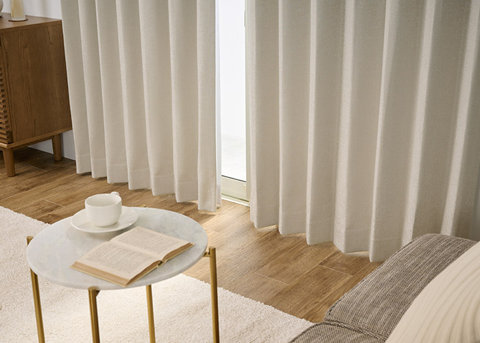 6色 ラグジュアリーな輝きが美しい2級遮光カーテン オレオール（D-8002）