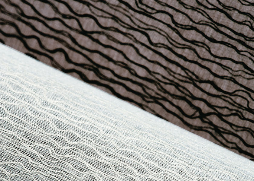 「ロールスクリーン　ラルクシールド（ルセット）」の生地拡大の写真