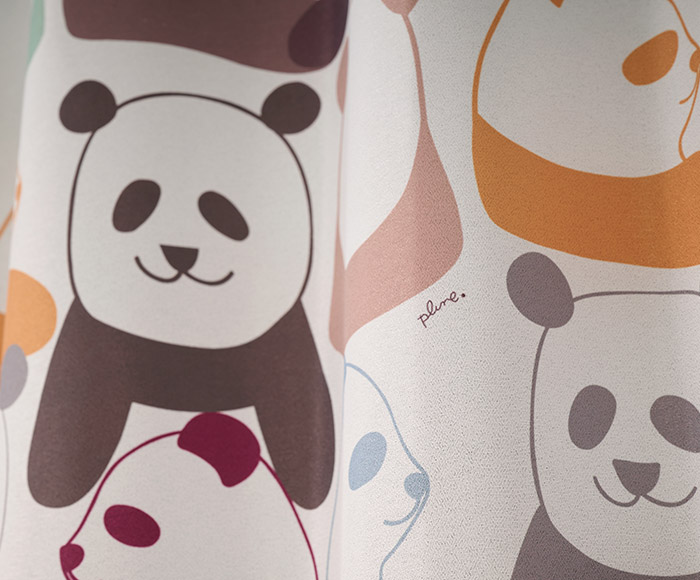 かわいいパンダに胸がキュンとなる2級遮光カーテン panda（D-8009）