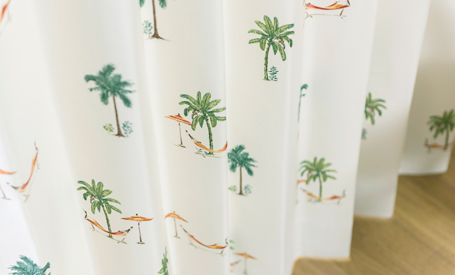 南国のヤシの木デザイン3級遮光カーテン　パーム