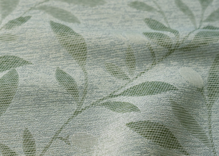 伸びやかな葉のモチーフのナチュラルなジャカード織カーテン　ユウカゲ（D-8003）