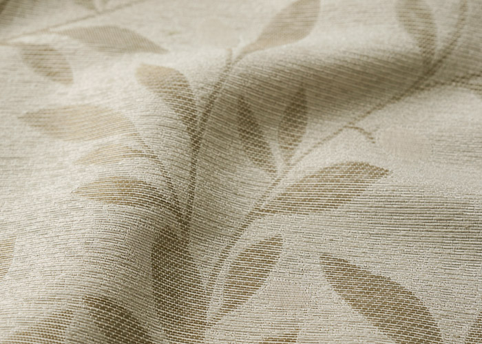 伸びやかな葉のモチーフのナチュラルなジャカード織カーテン　ユウカゲ（D-8003）