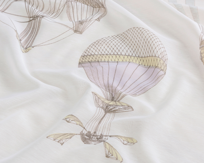 クラシックな様々な気球を描いたプリントボイルレースカーテン　バロン