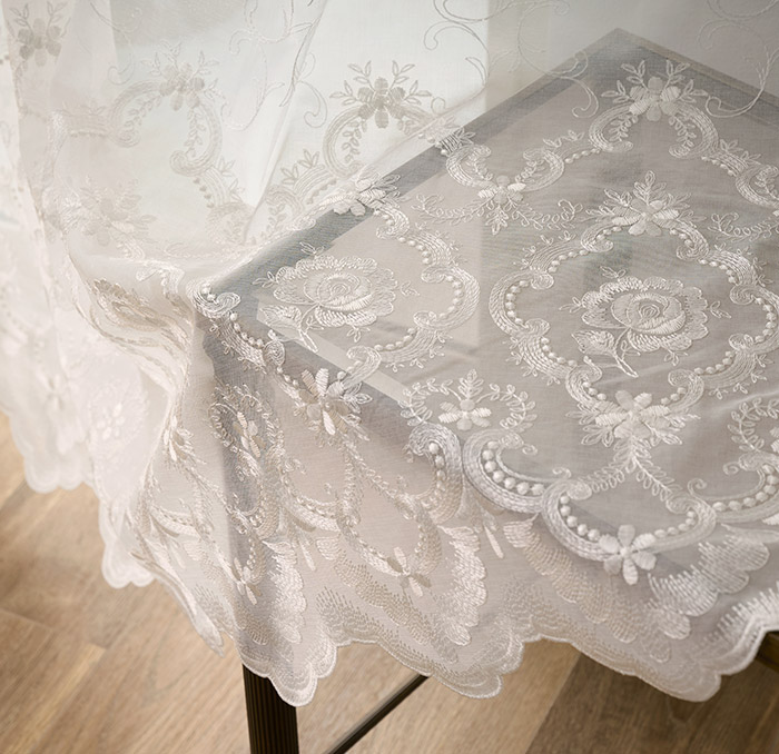 華やかな花柄が優雅で美しいトルコ刺繍レースカーテン　ラシュレ（L-8205)