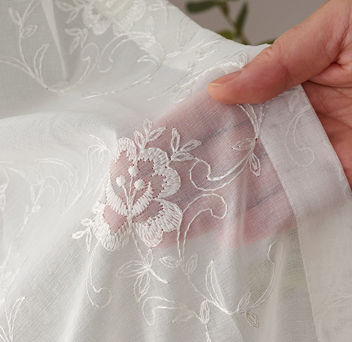 華やかな花柄が優雅で美しいトルコ刺繍レースカーテン　ラシュレ（L-8205)