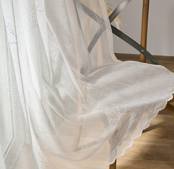 大人ナチュラルなインテリアに！木の柄がおしゃれなトルコ刺繍レースカーテン　ミーテ（L-8205)